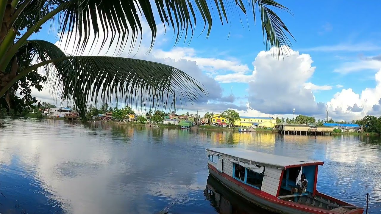AMAZING Town                        LINDEN - Guyana