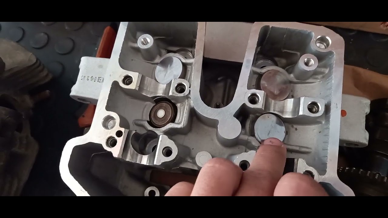 Quem sabe a diferença entre os cabeçotes CB300/TWISTER ?????