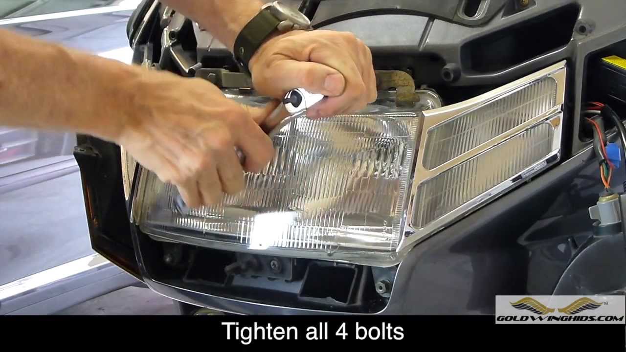 Honda GL1500 HID Install - GoldWingHIDS.com - Plug N Play Lighting