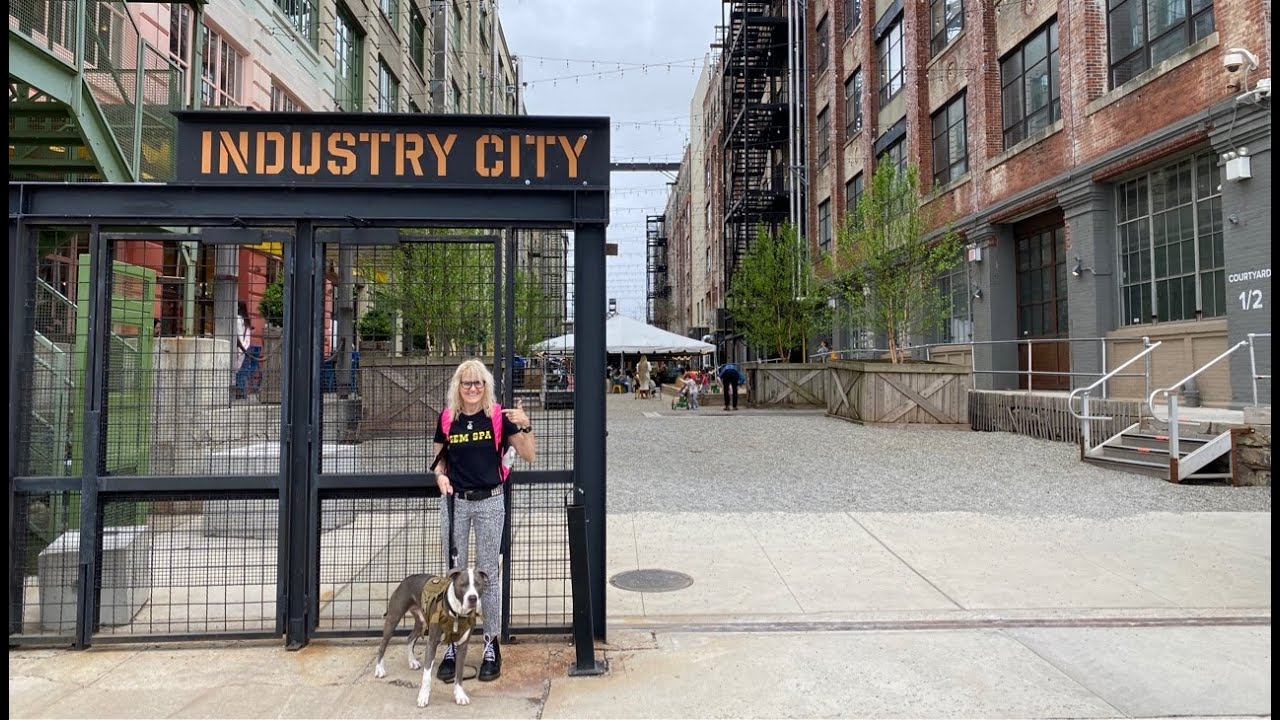 NYC LIVE Walking South Brooklyn & Dean Russo Artist Studio Tour Industry City May 14, 2022