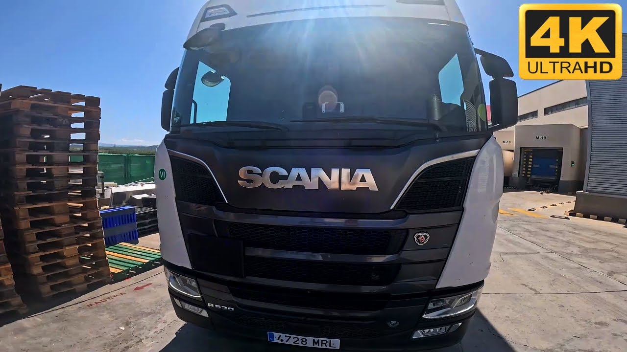 Готовы управлять этим грузовиком от первого лица ❓ POV Scania V8