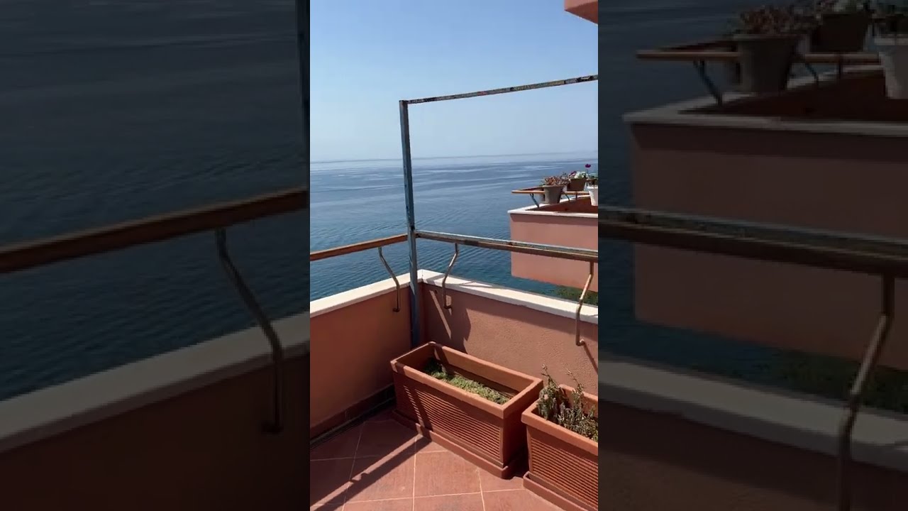 Arenzano: attico sul mare nel contesto esclusivo della Pineta
