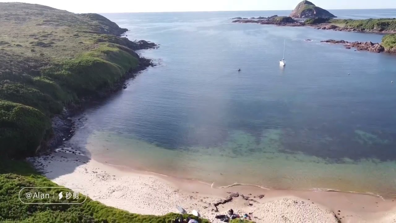 The Broughton Island Bird-view