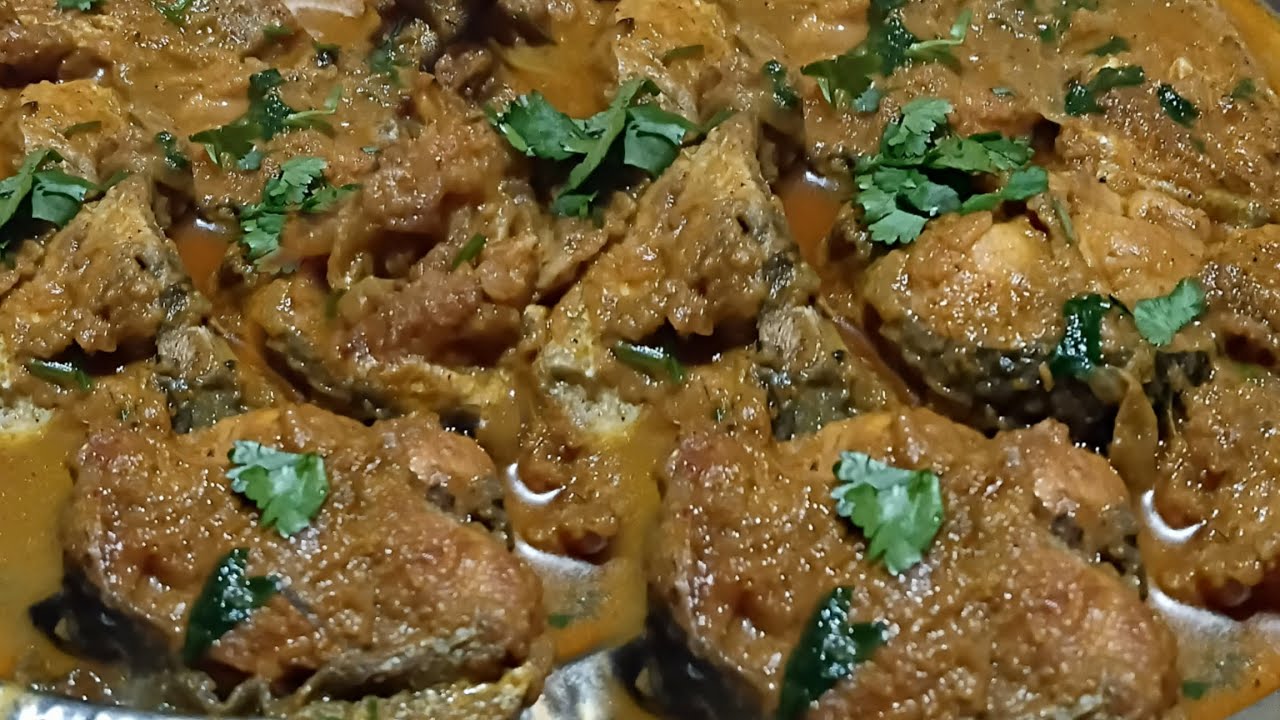 Masala fish curry 😋 😋  | desi style me baikhi machli banaye | masala fish curry recipe 😋 