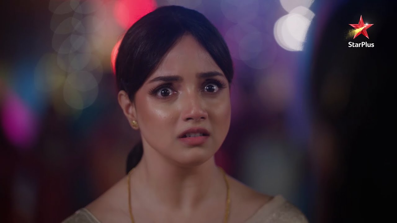 Maa-Beti Ke Beech Badhti Tanaav Ki Lakeer