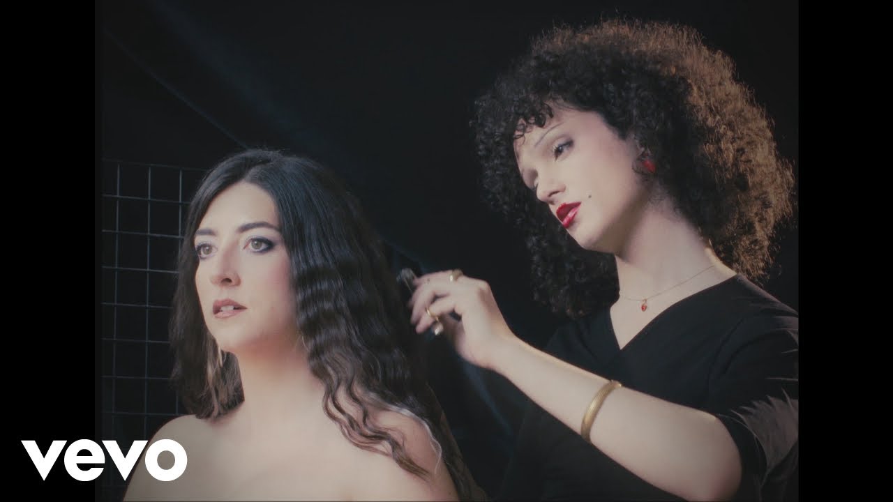Eva Calyza - MARCA DIVINA (Official visualizer) ft. Odria