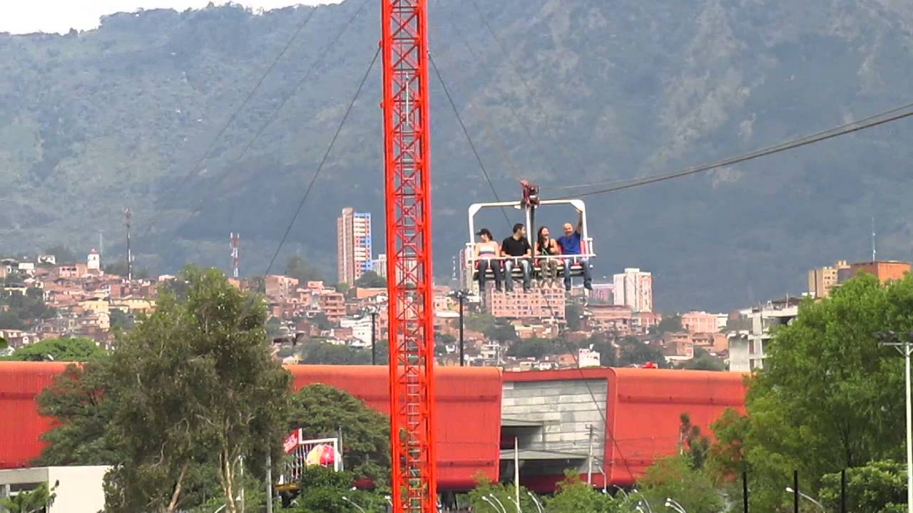 Parque Norte Medellin Colombia Atraccion el Aguila