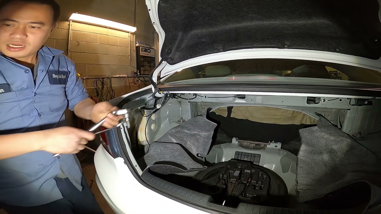 2016 Honda Civic rear shocks replacement