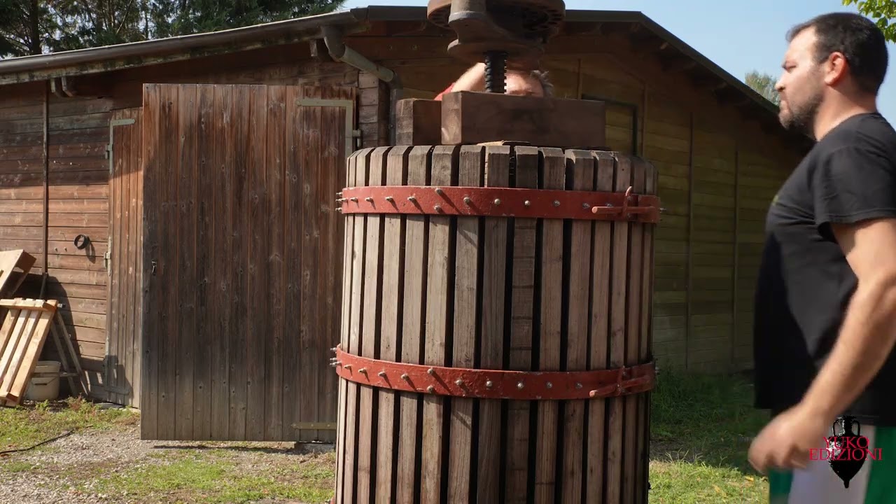 YUKO EDIZIONI ACETAIA CASTELLI