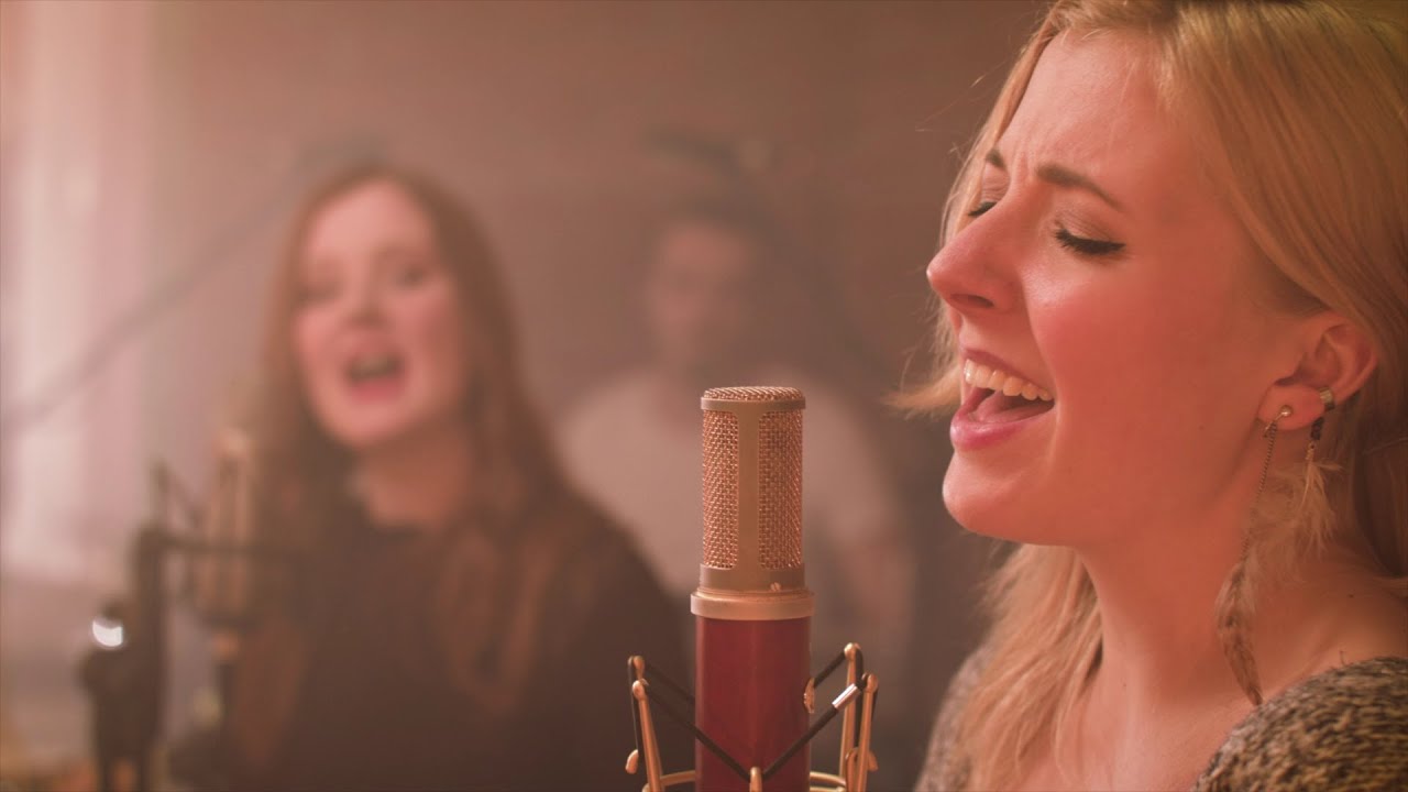 Anna Julie Slováčková & Band | CO ZBYLO (sklep session)