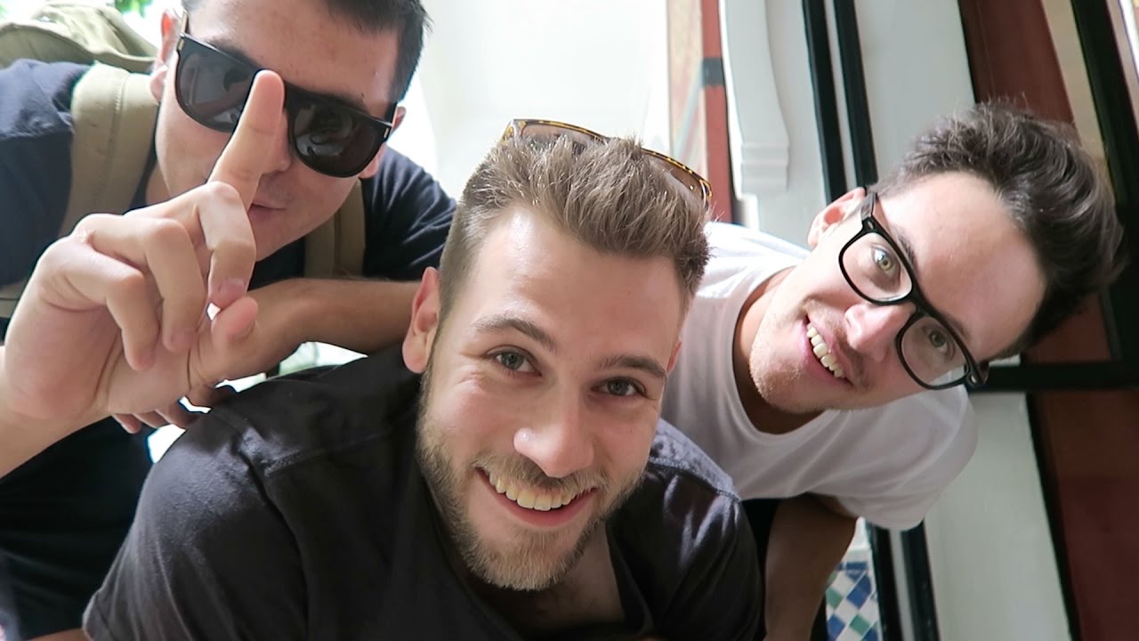 10 NOMADS, 1 HOUSE (MARRAKECH, MOROCCO) | DIGITAL NOMAD VLOG  25