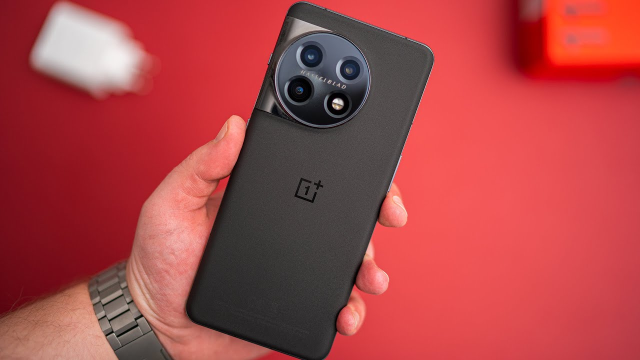 OnePlus 11 РЕВЮ - Супер смартфон, но с пропуски...