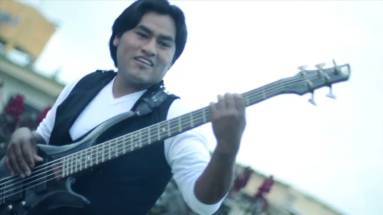 VEN ADOREMOS AL REY MANANTIAL DE VIDA Video Oficial 2013