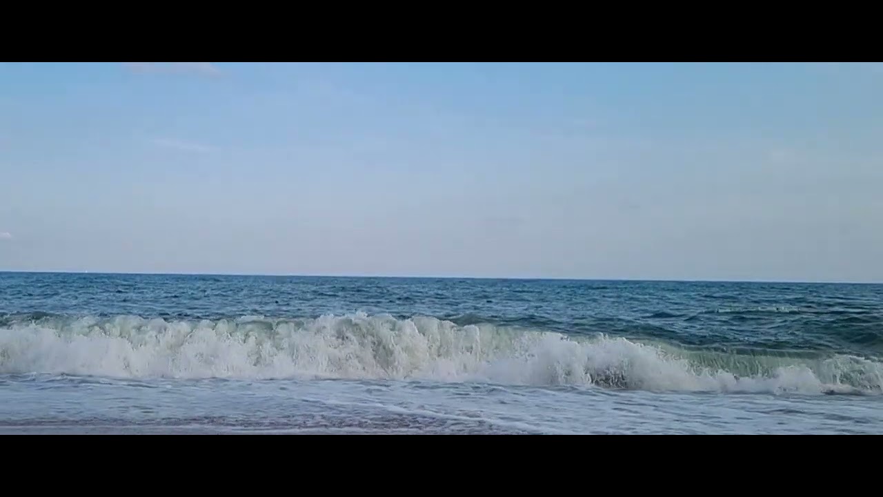 Slow motion sea
