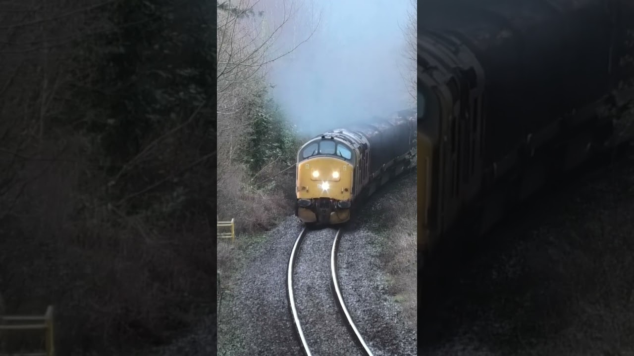 Very poorly class 37 thrash! #train #colasrail #thrash #railway