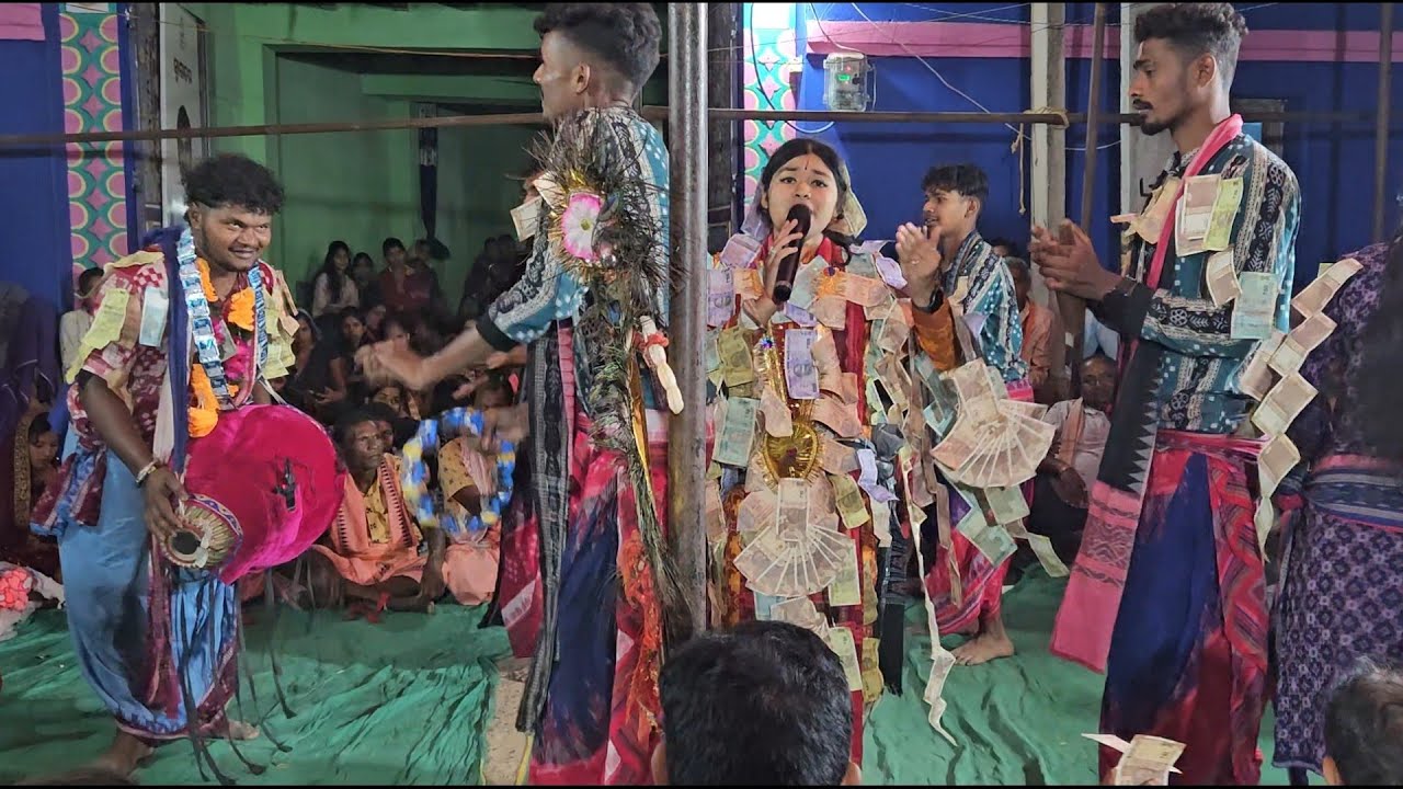 श्रिया मेहर -:- आजी प्रेमानन्दे बाहू तुले  नाचरे मन कृष्ण बोले----। बैठकी कीर्तन -:- बिरजूपाली ।।