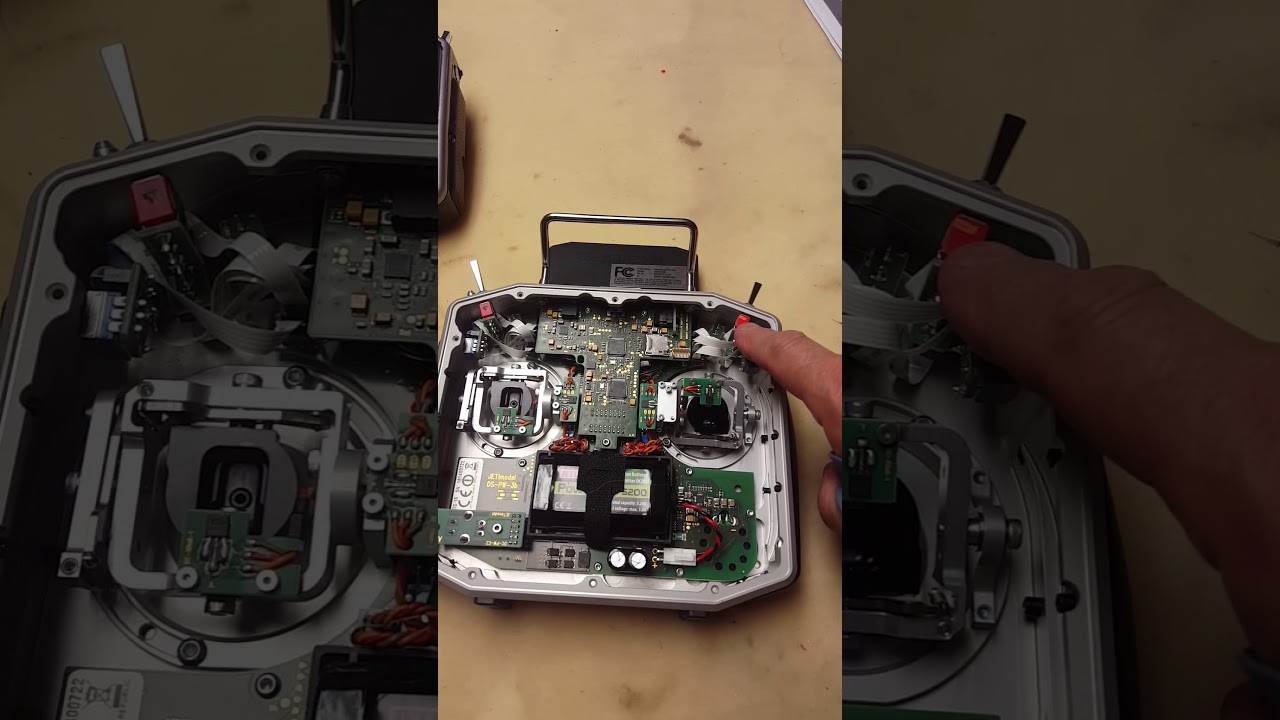 The flexible Jeti radio.