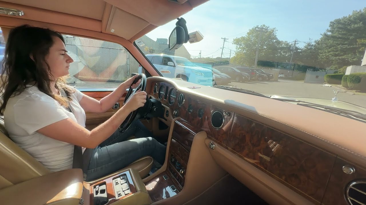 1997 Rolls Royce Silver Spur Driving Video