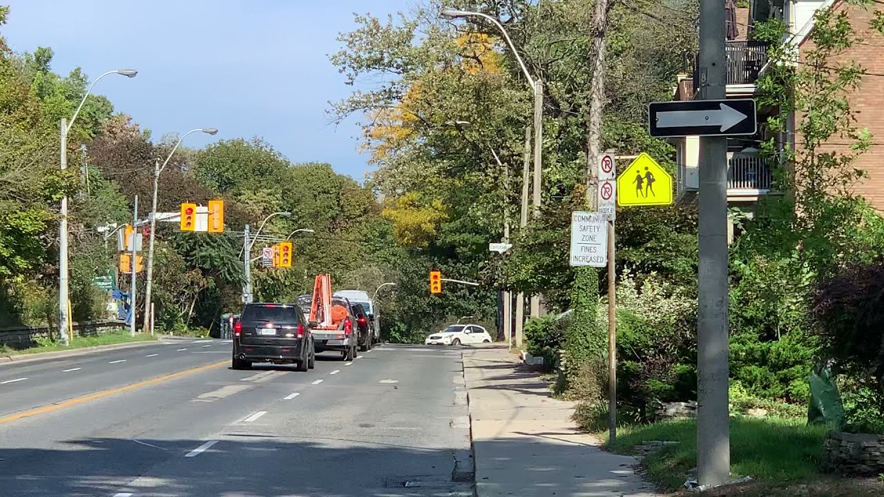 COMMUNITY SAFETY ZONE Parkside Dr School Area