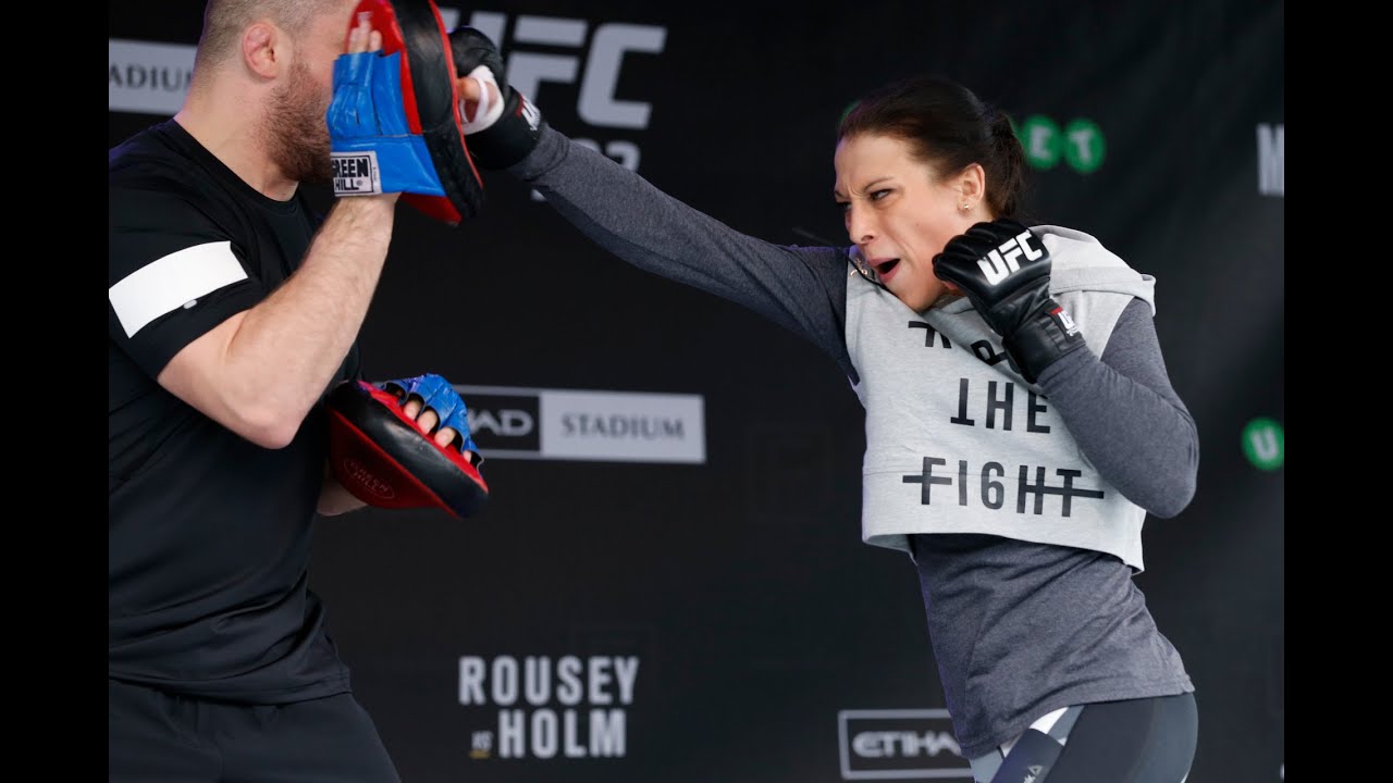 UFC 193: Joanna Jedrzejczyk Open Workout Session (Complete)