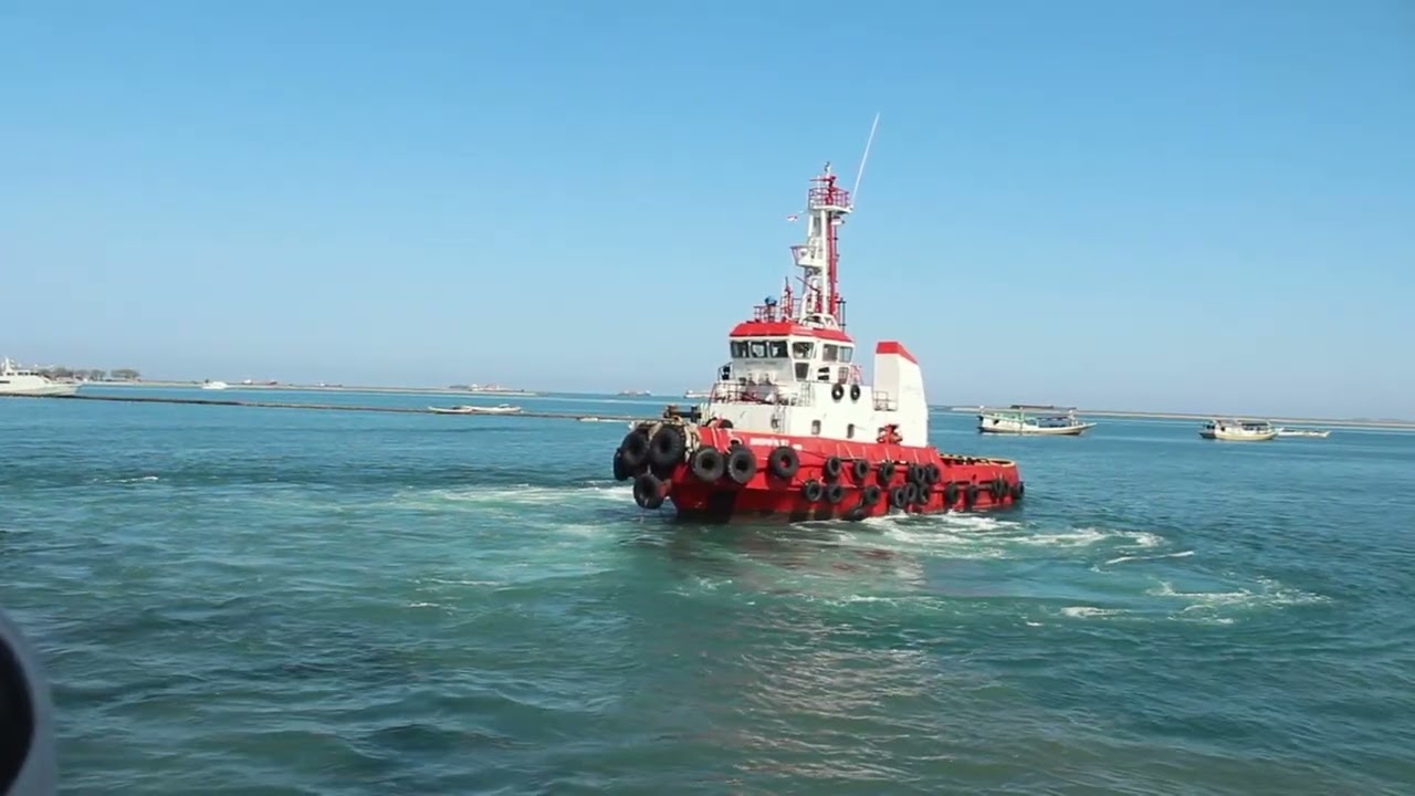 KEBERANGKATAN KRI BIMA SUCI DARI KOTA MAKASSAR 