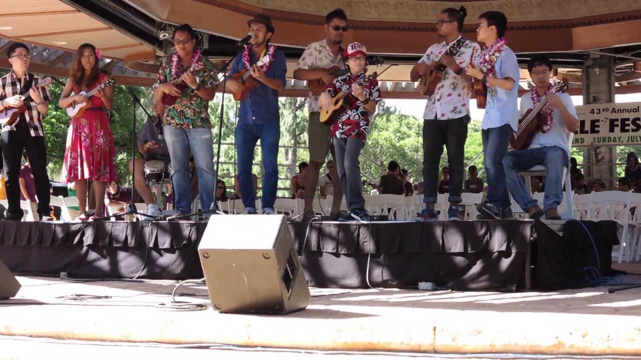 Ukulele I love you by Apple Show, Singto & Ribbee Team