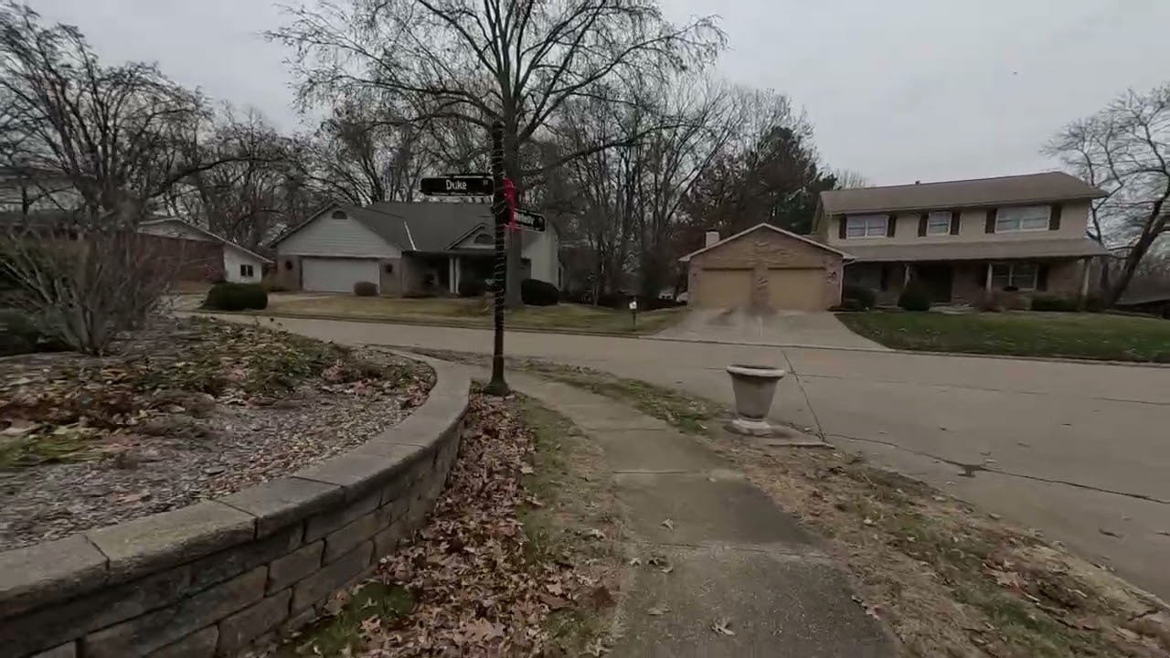 2025.12.b - A cold, windy, and overcast midday loop through local neighborhoods.