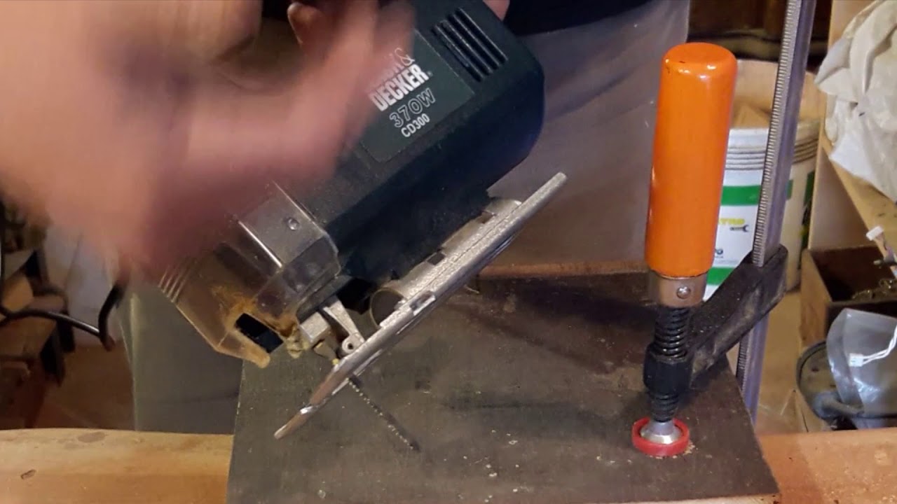Come utilizzare il seghetto alternativo per legno