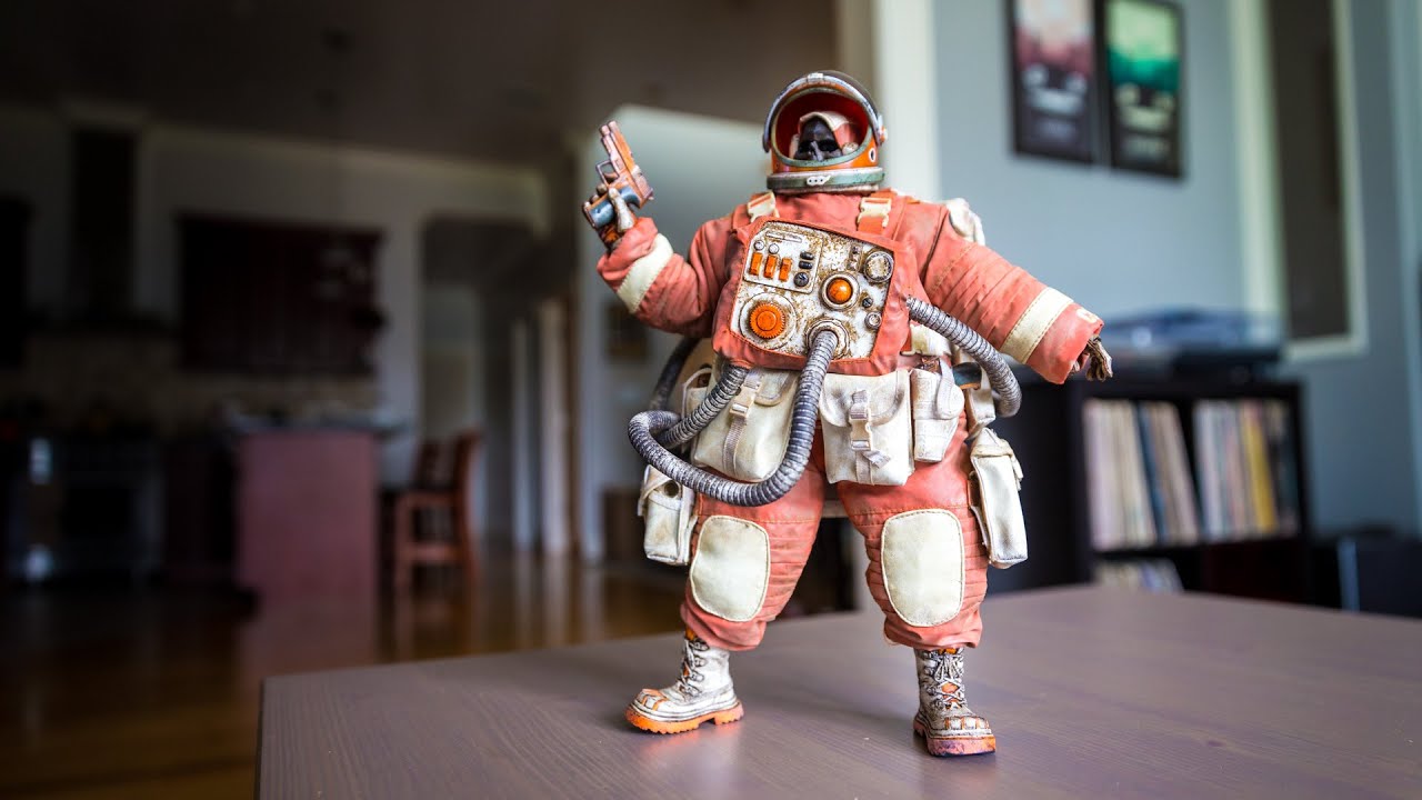 Show and Tell: 3A Dead Cosmonaut Figure