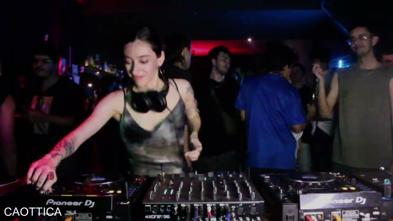 CAOTTICA | Quantum | TCQ &mdash; Boiler Session | Buenos Aires 2025 | Techno Groove