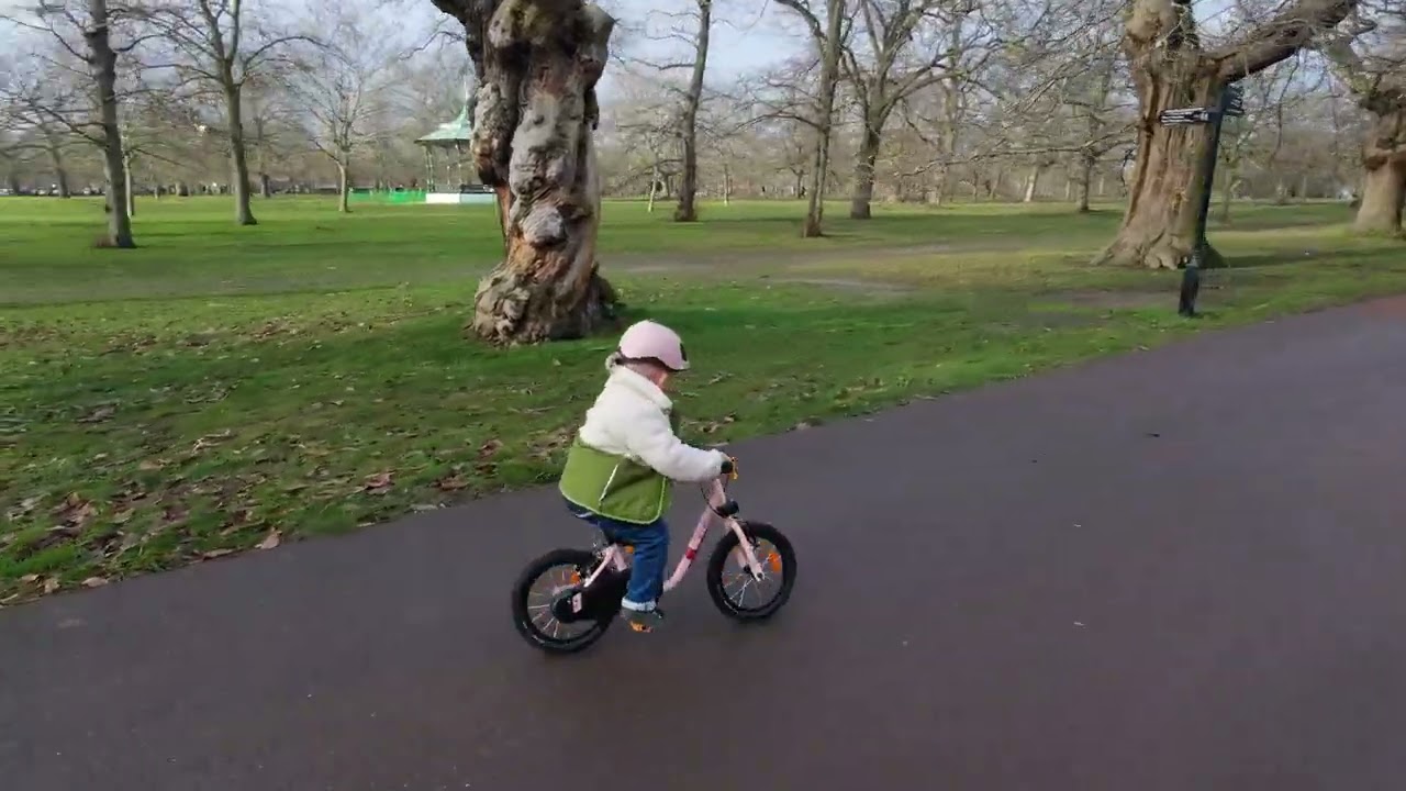 Ava Riding her new bike in Greenwich park! Feat Orla Rosie and Oma
