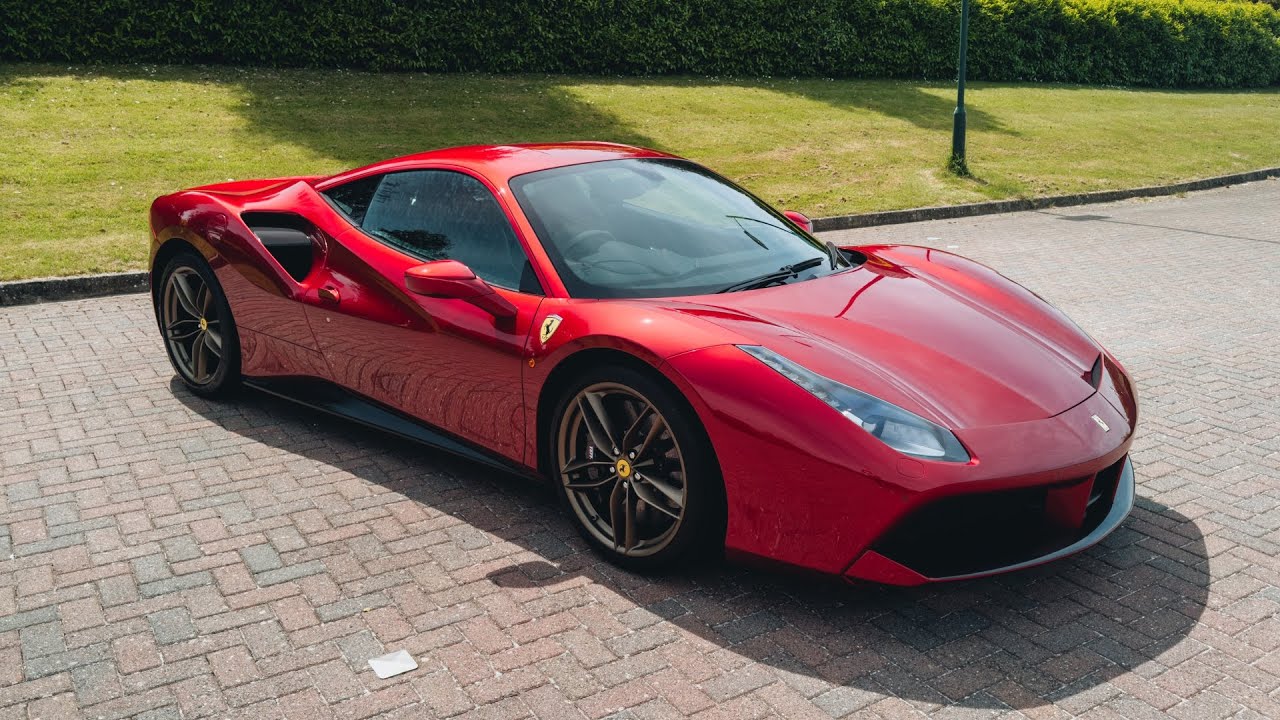 Я купил свой первый суперкар — Ferrari 488.