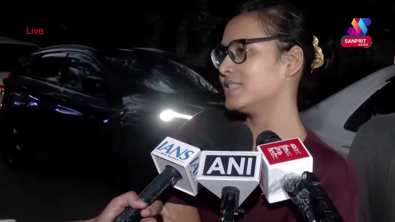 LIVE: AISA President Neha Bora Reacts After Release from Delhi Police Detention