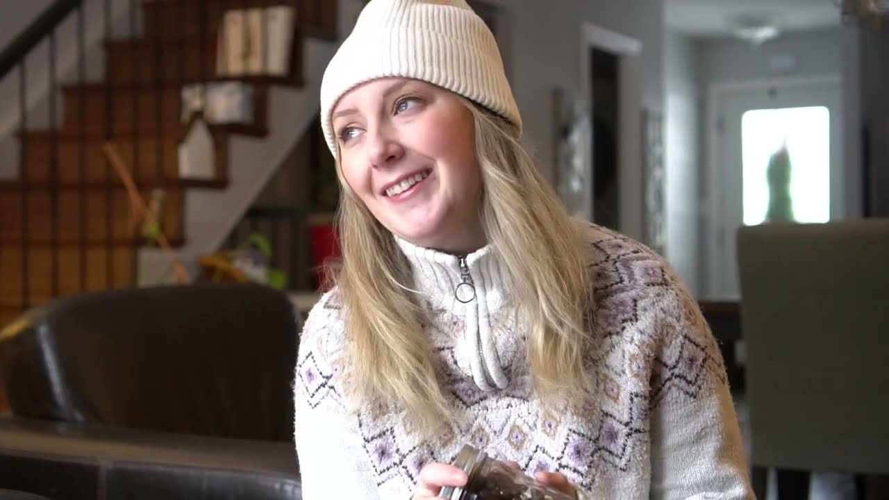 Cozy Winter Vlog | Day in My Life as a Photographer Living in Canada
