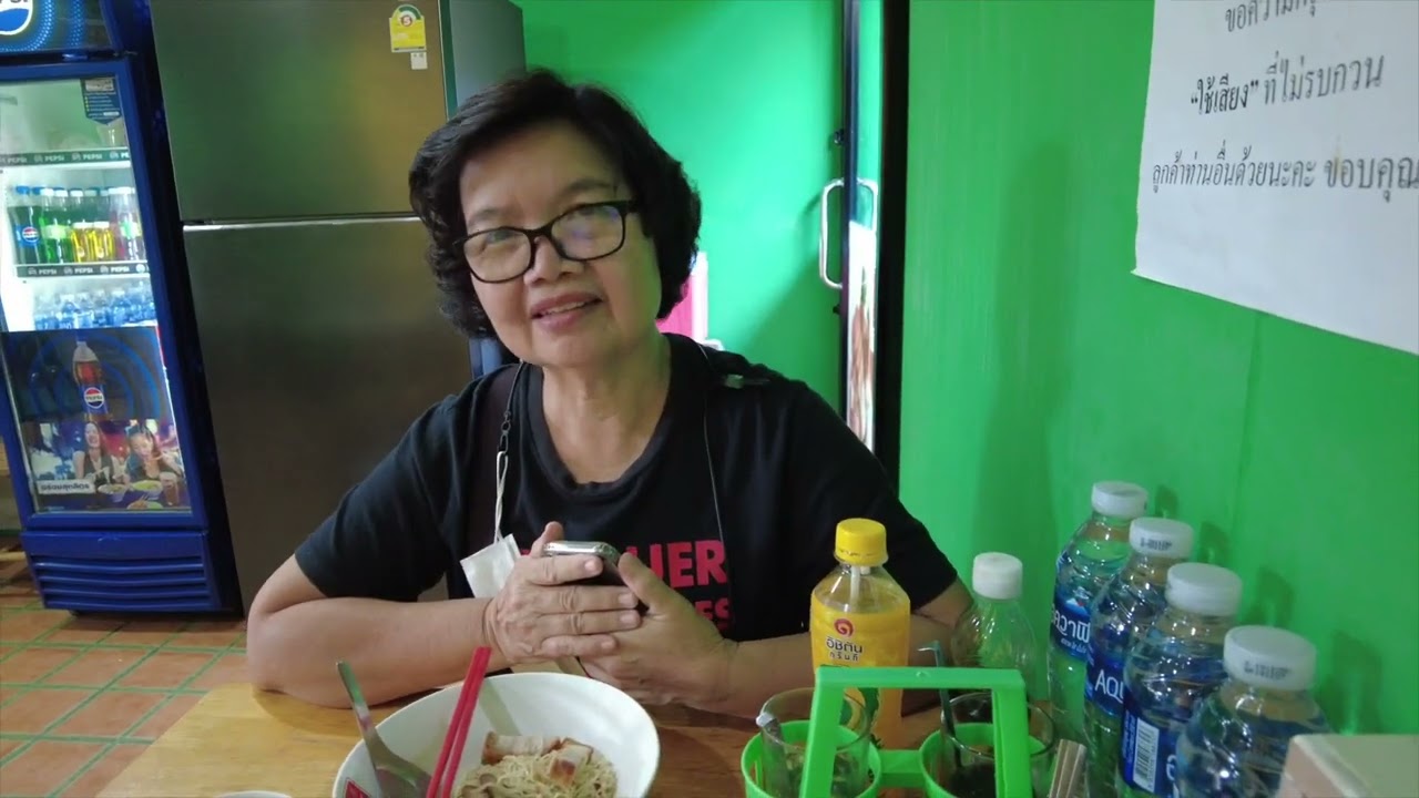 ก๋วยเตี๋ยวเรือ ป ประทีบ