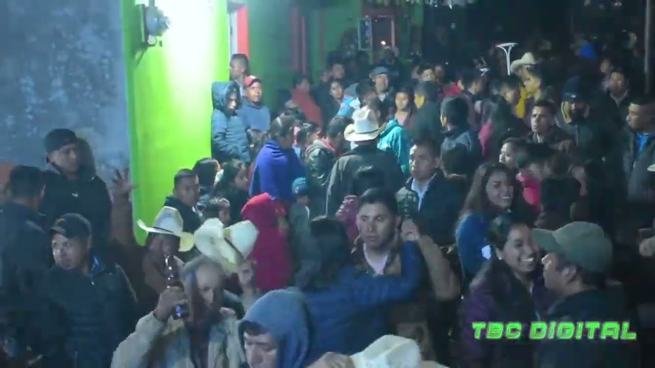 AVENTURA MUSICAL EN SECCIÓN CUARTA 8 DE DICIEMBRE. CELEBRANDO ALA VIRGE DE JUQUILA.!!