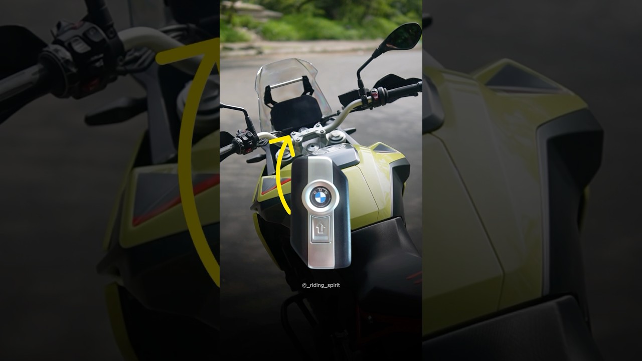 Keyless entry on this bike! | BMW F900 GS | #bmw #keyless #f900gs
