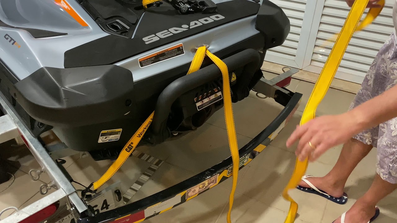 Como amarrar jet ski na carretinha - cinta catraca Caterpillar