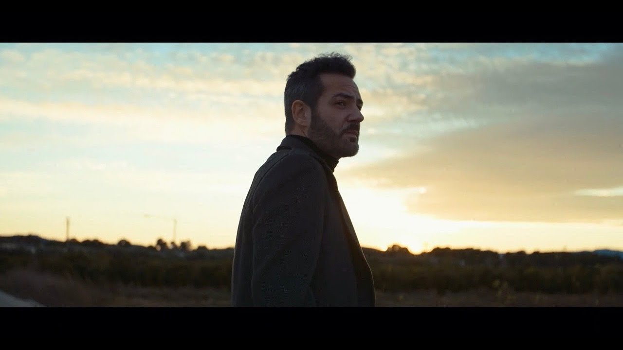 Alejandro Parre&ntilde;o - El Mundo Que No Conoc&iacute; (Video Oficial)