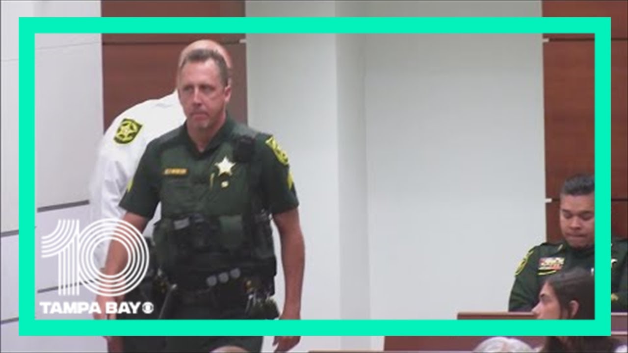 Responding officer describes horror after Parkland shooting