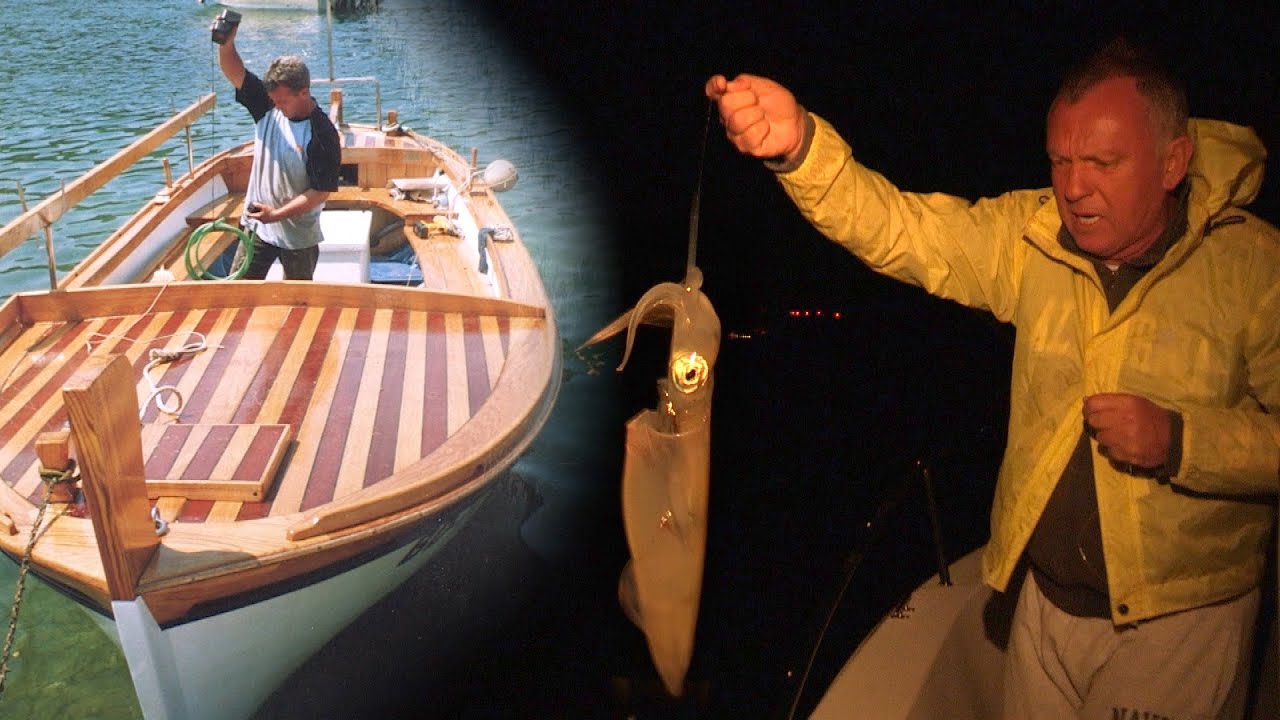 Pecanje lignje u Crnoj Gori kod Bigova - Pravljenje čamaca | Fishing squid  Montenegro - Boat making