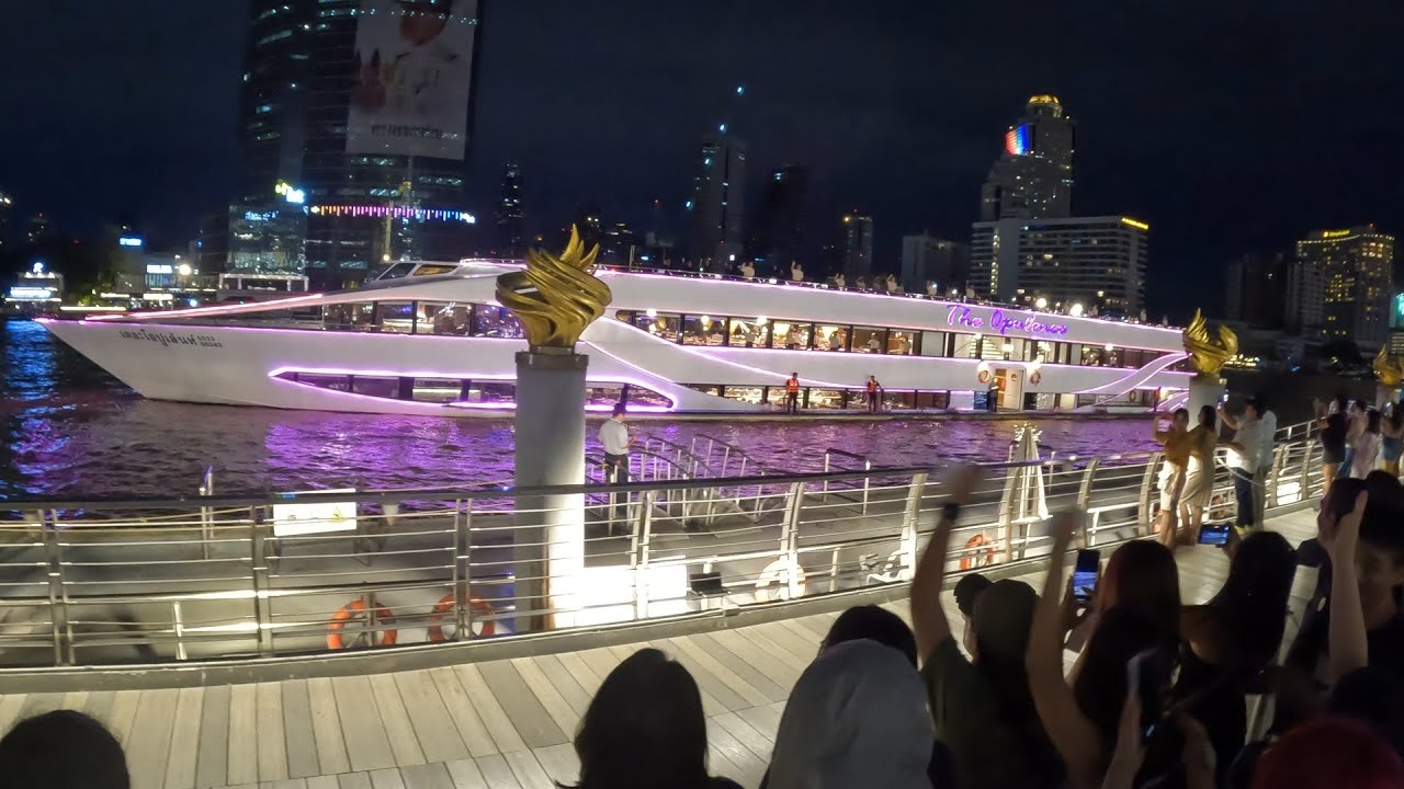 Valma Journeys · Culture · Nature | Opulence Dinner Cruise on the Chao Phraya River, Bangkok