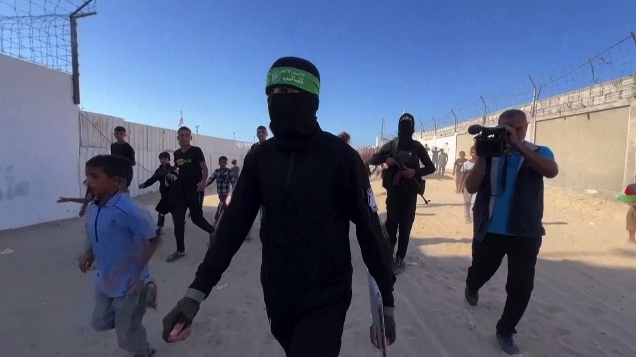 CROCE ROSSA e HAMAS si incontrano nel tentativo di localizzare i corpi degli ostaggi deceduti a GAZA