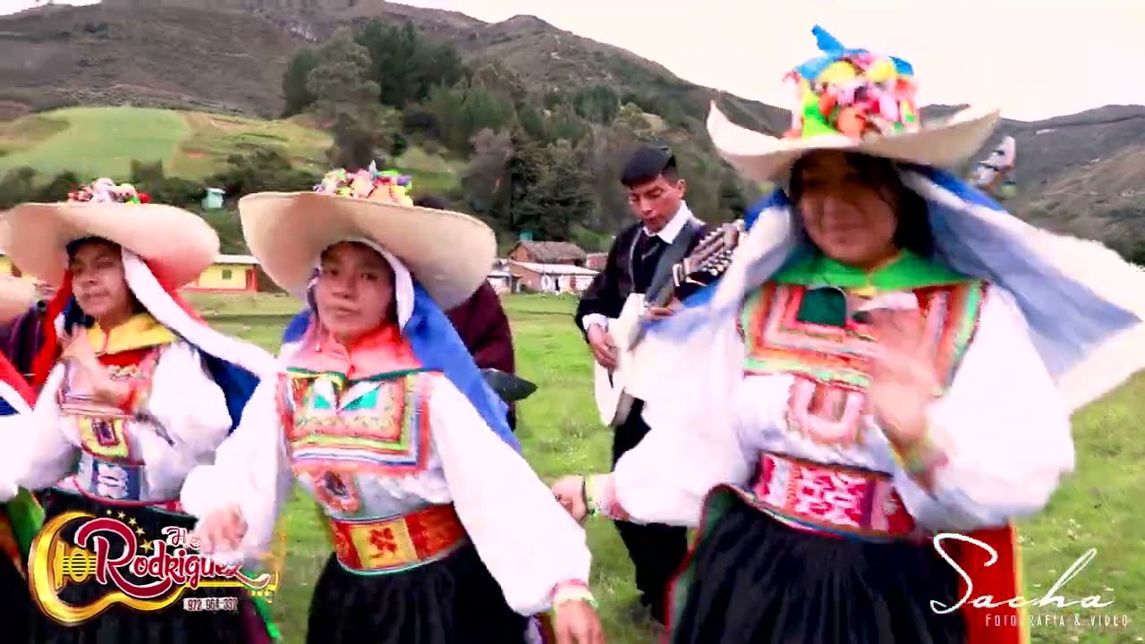 ORQUESTA HERMANOS RODRIGUEZ.  2. MI DISTRITO KAÑARIS