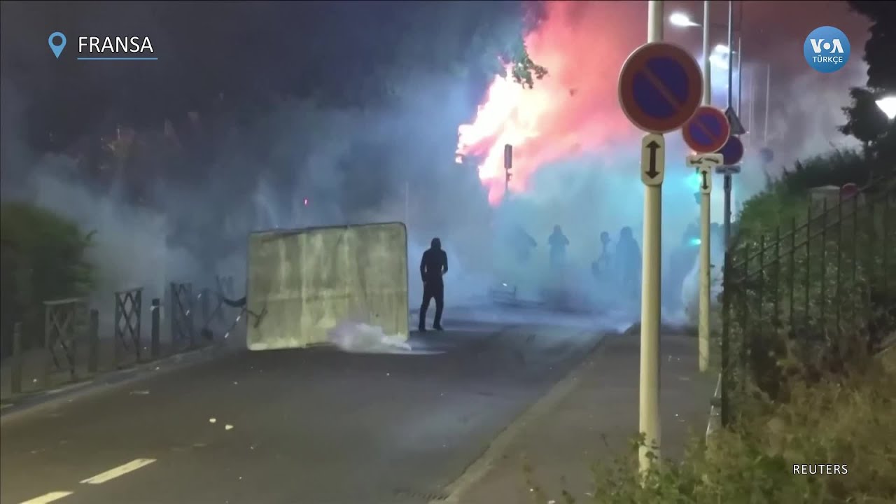 Fransa’da banliyö isyanları üçüncü akşam da sürdü | VOA Türkçe