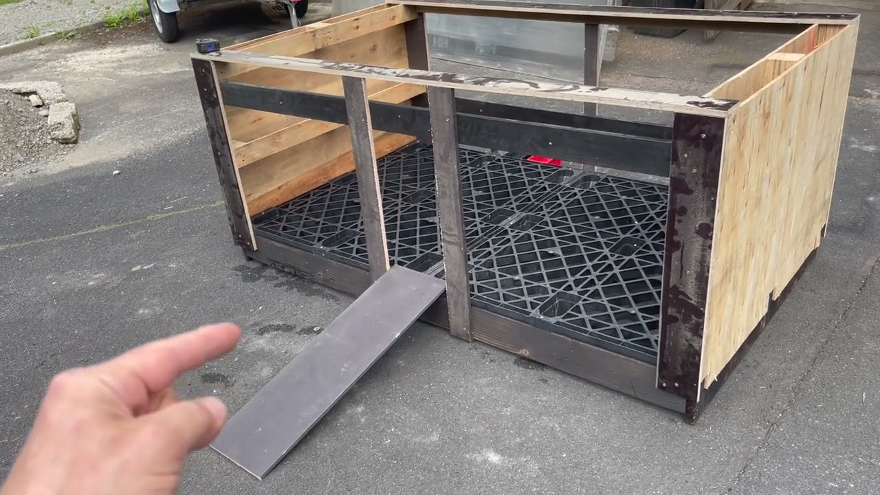 Rolling Redneck Chicken Coop  :  My  Chickshaw