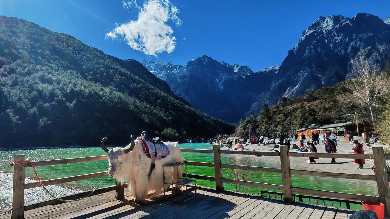 တရုတ်ပြည်မှာ လှပစွာ တည်ရှိနေတဲ့ Blue Moon Lake Lijiang Part - 1