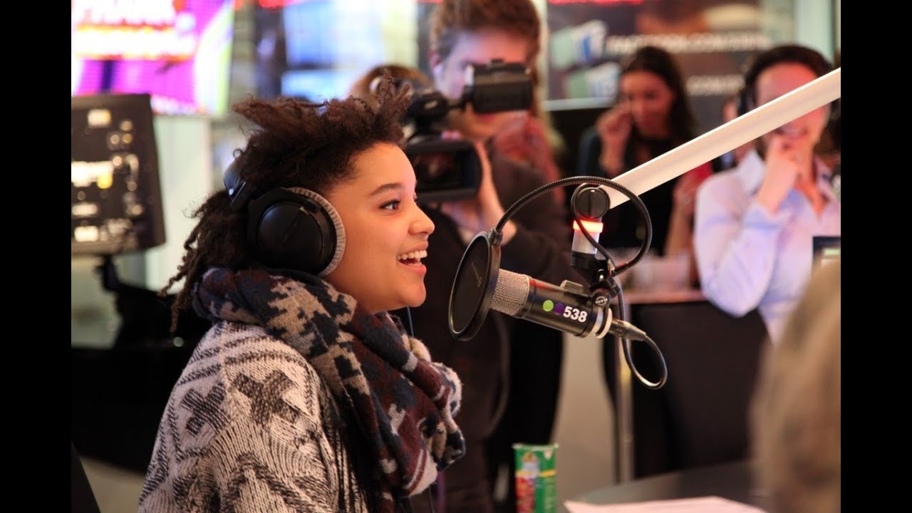 Julia van der Toorn - Wrecking Ball | Live bij de Frank en Vrijdagshow