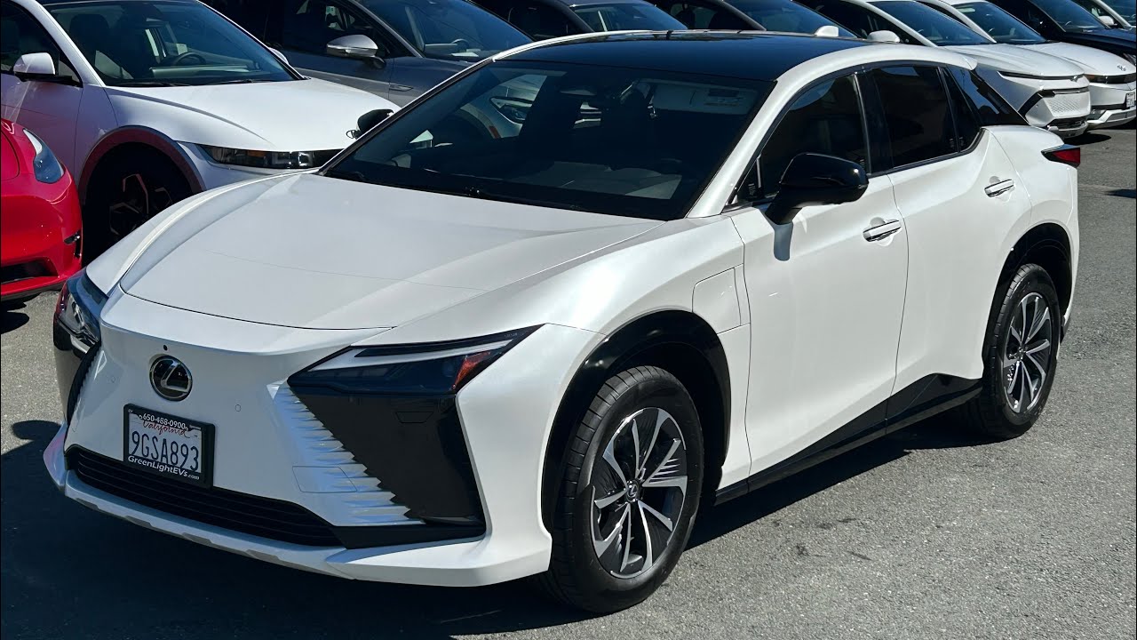 2023 Lexus RZ RZ 450e Premium AWD - #28764 28k Miles