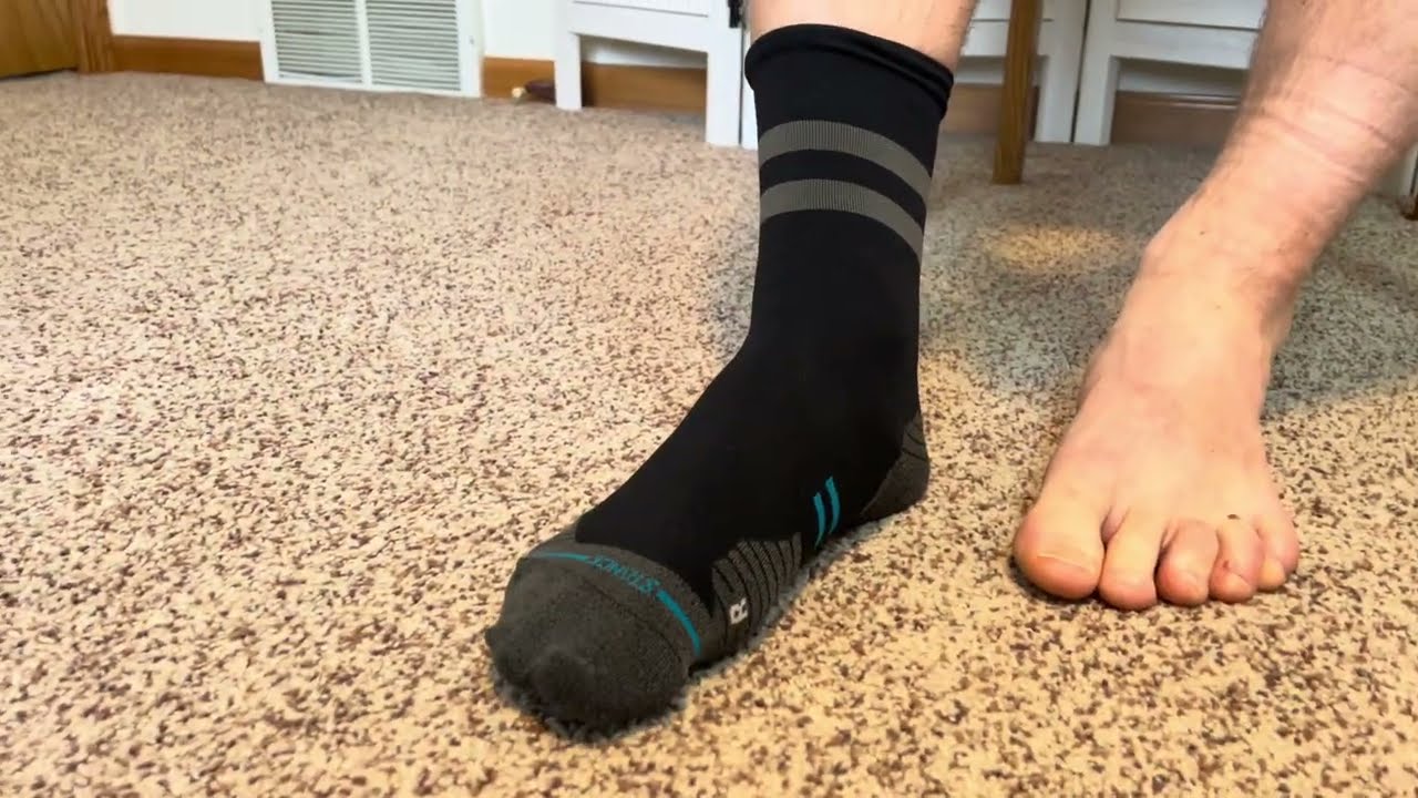 Stance Ultralight Performance Crew Socks | 3 Pack | Try On